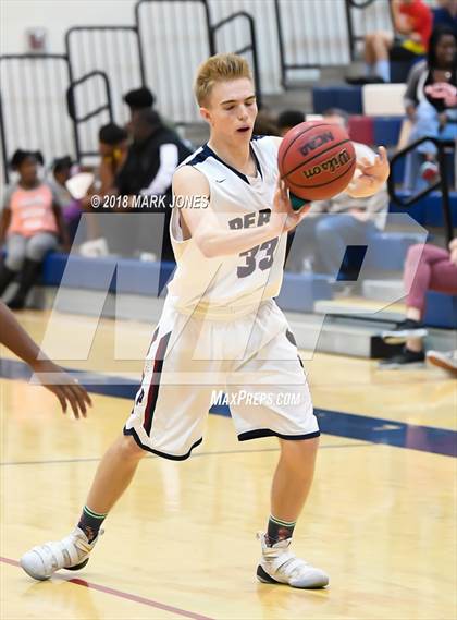 Thumbnail 3 in JV: Perry vs. Basha photogallery.