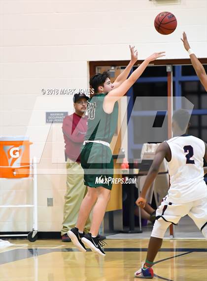 Thumbnail 1 in JV: Perry vs. Basha photogallery.