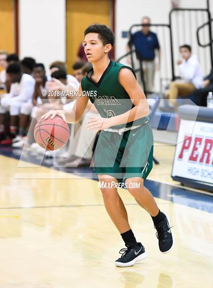 Thumbnail 3 in JV: Perry vs. Basha photogallery.