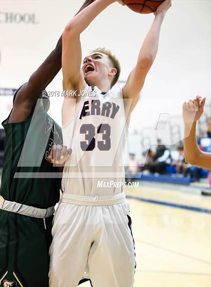Thumbnail 3 in JV: Perry vs. Basha photogallery.
