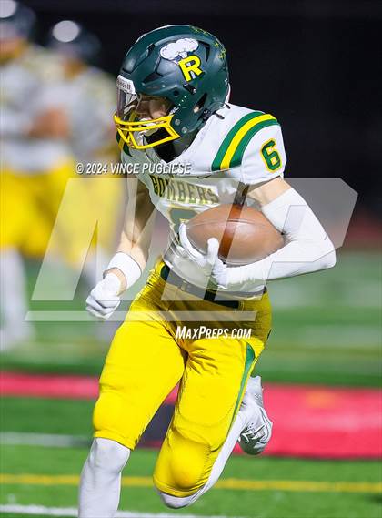 Thumbnail 3 in Richland @ Yelm (WIAA 4A Section Playoffs) photogallery.