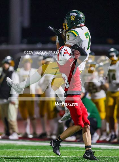 Thumbnail 3 in Richland @ Yelm (WIAA 4A Section Playoffs) photogallery.