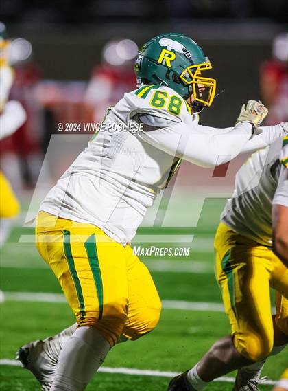 Thumbnail 3 in Richland @ Yelm (WIAA 4A Section Playoffs) photogallery.
