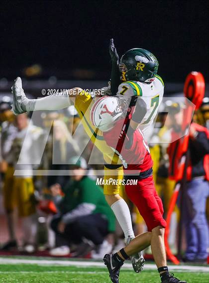 Thumbnail 2 in Richland @ Yelm (WIAA 4A Section Playoffs) photogallery.