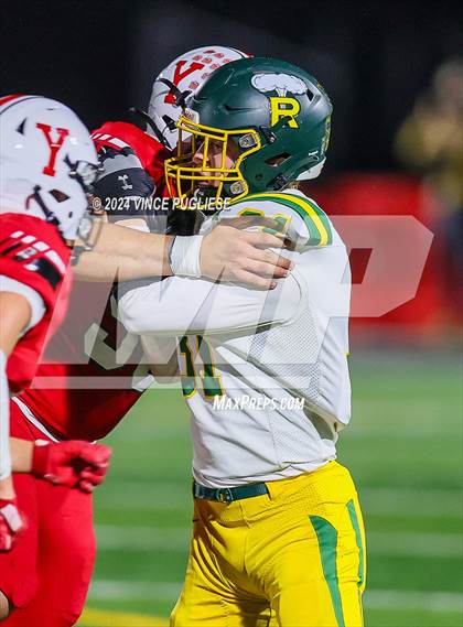 Thumbnail 3 in Richland @ Yelm (WIAA 4A Section Playoffs) photogallery.