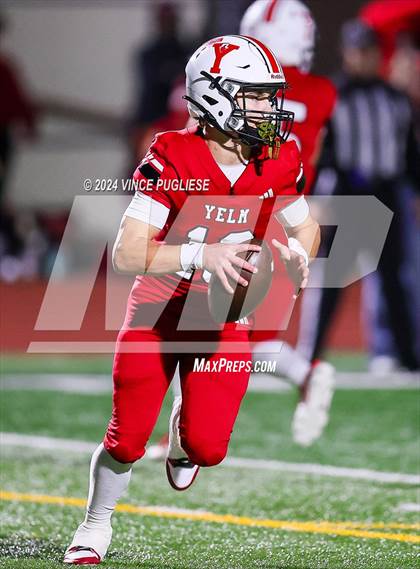Thumbnail 2 in Richland @ Yelm (WIAA 4A Section Playoffs) photogallery.