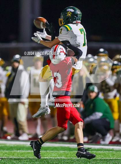 Thumbnail 2 in Richland @ Yelm (WIAA 4A Section Playoffs) photogallery.