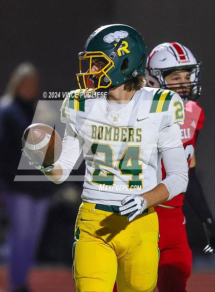 Thumbnail 2 in Richland @ Yelm (WIAA 4A Section Playoffs) photogallery.