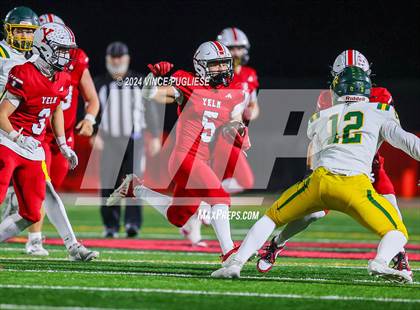 Thumbnail 3 in Richland @ Yelm (WIAA 4A Section Playoffs) photogallery.