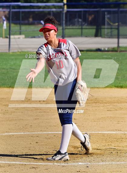 Thumbnail 3 in Saratoga @ Prospect photogallery.