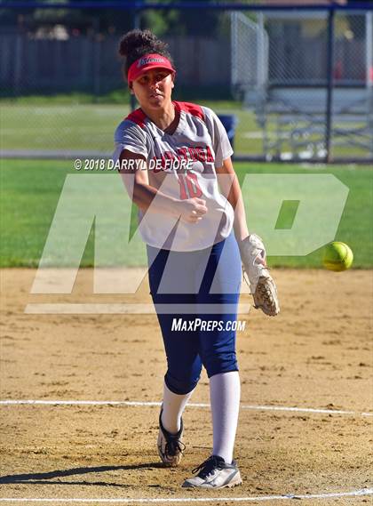 Thumbnail 3 in Saratoga @ Prospect photogallery.