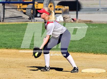 Thumbnail 3 in Saratoga @ Prospect photogallery.