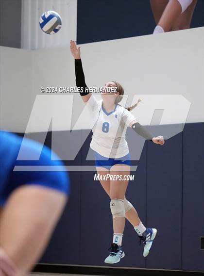 Thumbnail 2 in Oak Ridge vs. Cypress Creek (Legends Invitational) photogallery.