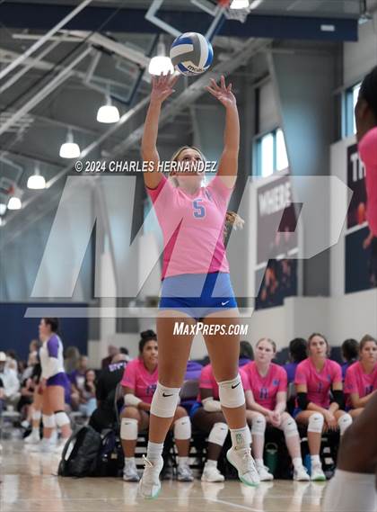 Thumbnail 1 in Oak Ridge vs. Cypress Creek (Legends Invitational) photogallery.