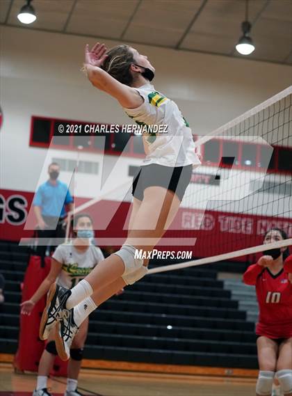 Thumbnail 3 in Mira Costa @ Palos Verdes photogallery.