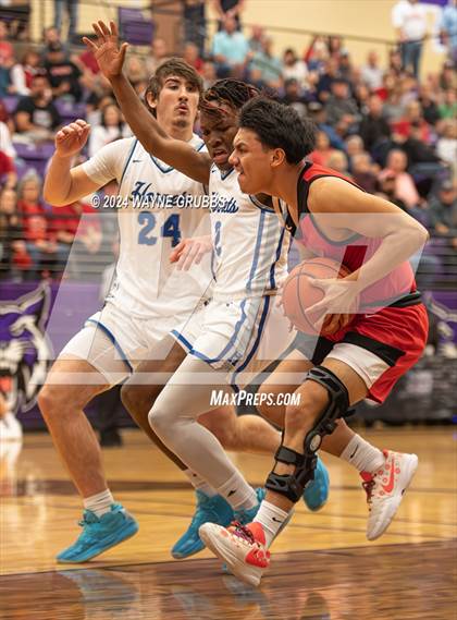 Thumbnail 1 in Chapel Hill @ Hooks (UIL 3A Region Quarterfinal) photogallery.