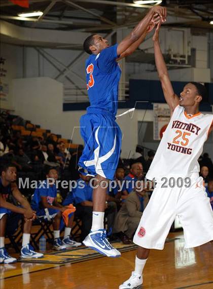 Thumbnail 1 in Young vs. Columbia (Best in the Midwest  Shootout) photogallery.