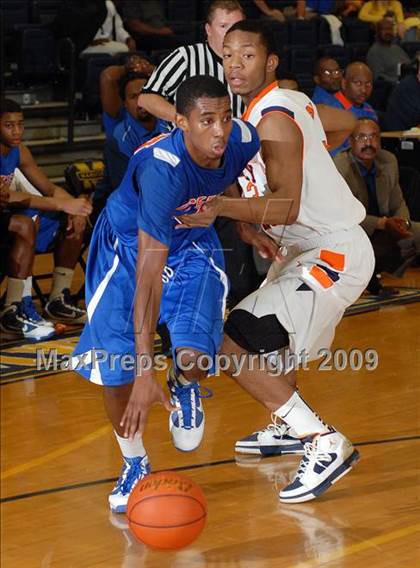 Thumbnail 2 in Young vs. Columbia (Best in the Midwest  Shootout) photogallery.