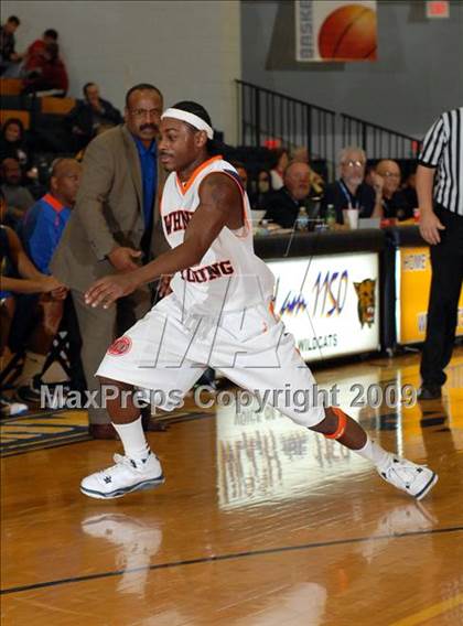 Thumbnail 2 in Young vs. Columbia (Best in the Midwest  Shootout) photogallery.