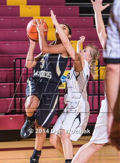 Thumbnail 3 in Archer City vs. Rider (Fantasy of Lights) photogallery.