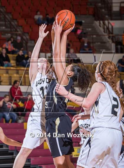 Thumbnail 2 in Archer City vs. Rider (Fantasy of Lights) photogallery.