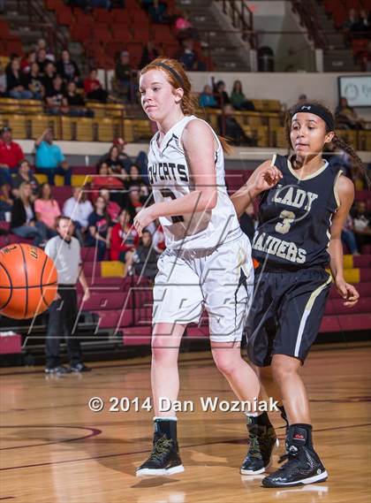 Thumbnail 3 in Archer City vs. Rider (Fantasy of Lights) photogallery.