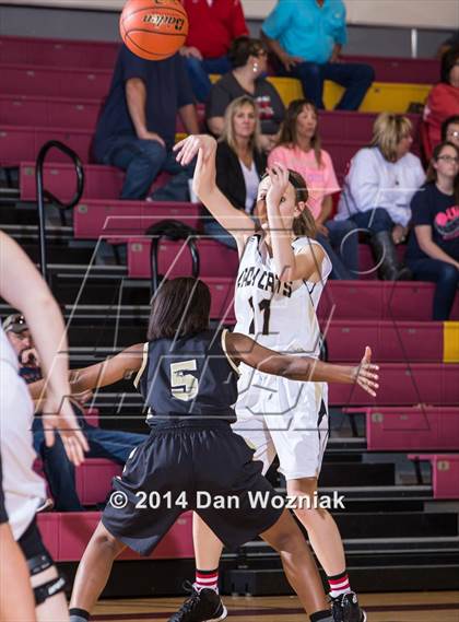 Thumbnail 3 in Archer City vs. Rider (Fantasy of Lights) photogallery.