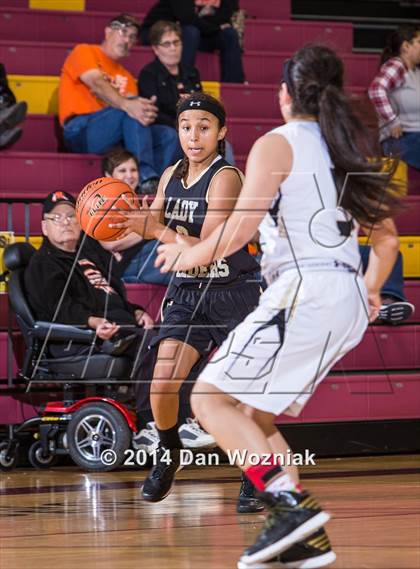 Thumbnail 1 in Archer City vs. Rider (Fantasy of Lights) photogallery.