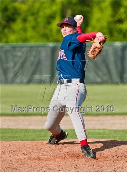 Thumbnail 2 in Portsmouth @ Bishop Hendricken photogallery.