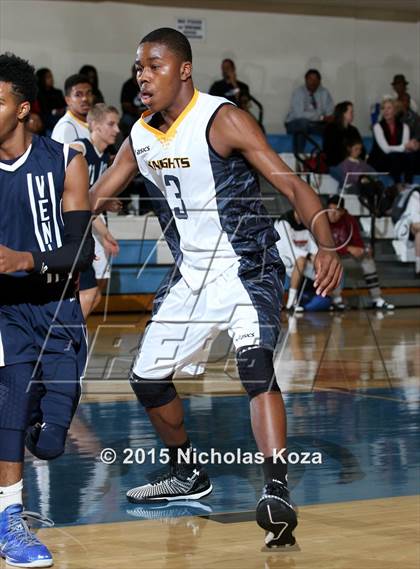 Thumbnail 2 in Venice vs. Bishop Montgomery (D1 Bound So Cal Christmas Classic) photogallery.
