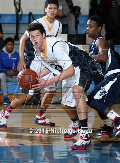 Thumbnail 1 in Venice vs. Bishop Montgomery (D1 Bound So Cal Christmas Classic) photogallery.