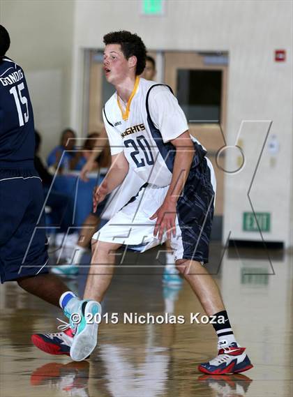 Thumbnail 2 in Venice vs. Bishop Montgomery (D1 Bound So Cal Christmas Classic) photogallery.