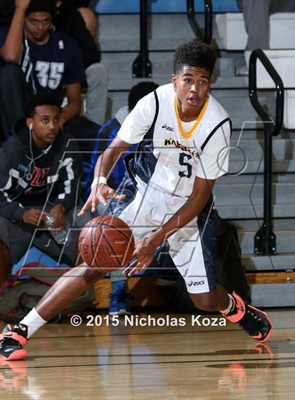 Thumbnail 1 in Venice vs. Bishop Montgomery (D1 Bound So Cal Christmas Classic) photogallery.