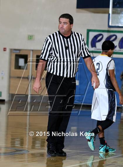 Thumbnail 1 in Venice vs. Bishop Montgomery (D1 Bound So Cal Christmas Classic) photogallery.