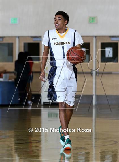Thumbnail 1 in Venice vs. Bishop Montgomery (D1 Bound So Cal Christmas Classic) photogallery.