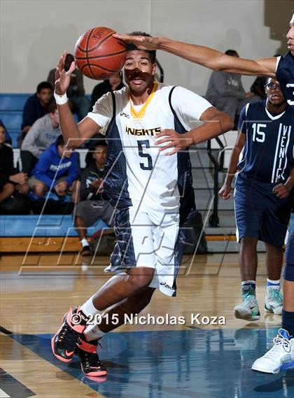 Thumbnail 1 in Venice vs. Bishop Montgomery (D1 Bound So Cal Christmas Classic) photogallery.