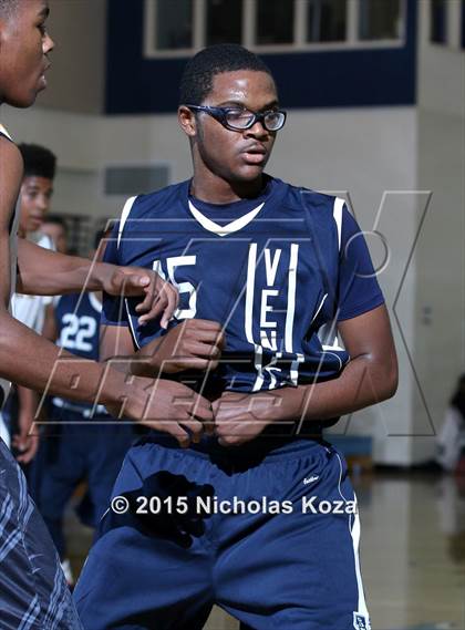 Thumbnail 3 in Venice vs. Bishop Montgomery (D1 Bound So Cal Christmas Classic) photogallery.
