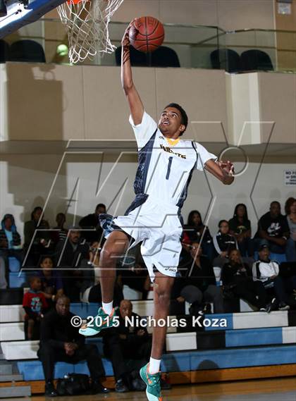 Thumbnail 3 in Venice vs. Bishop Montgomery (D1 Bound So Cal Christmas Classic) photogallery.