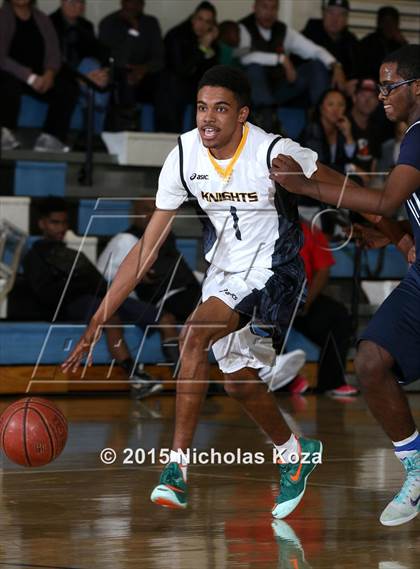 Thumbnail 2 in Venice vs. Bishop Montgomery (D1 Bound So Cal Christmas Classic) photogallery.