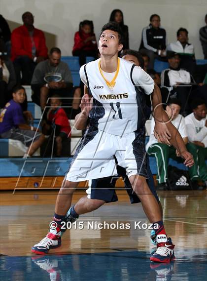 Thumbnail 2 in Venice vs. Bishop Montgomery (D1 Bound So Cal Christmas Classic) photogallery.