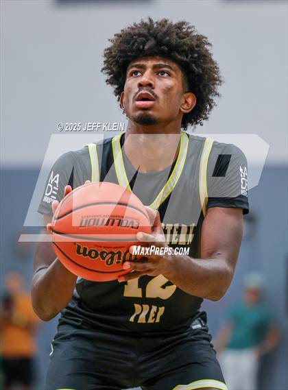 Thumbnail 2 in Southeastern Prep Academy National vs. Columbus (Made Hoops - Miami Tip-Off) photogallery.