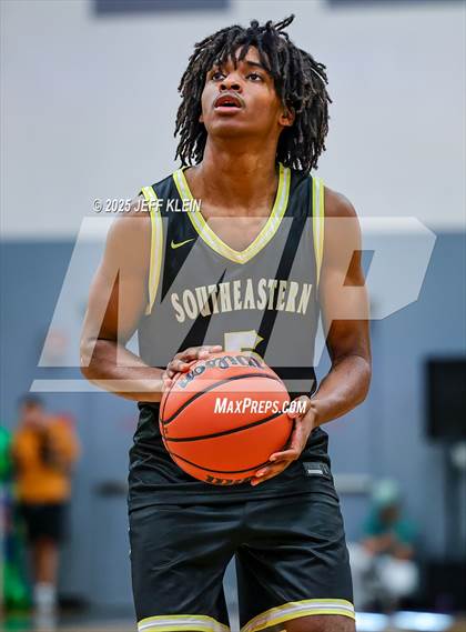 Thumbnail 2 in Southeastern Prep Academy National vs. Columbus (Made Hoops - Miami Tip-Off) photogallery.