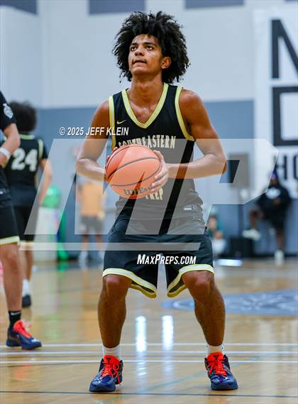 Thumbnail 3 in Southeastern Prep Academy National vs. Columbus (Made Hoops - Miami Tip-Off) photogallery.