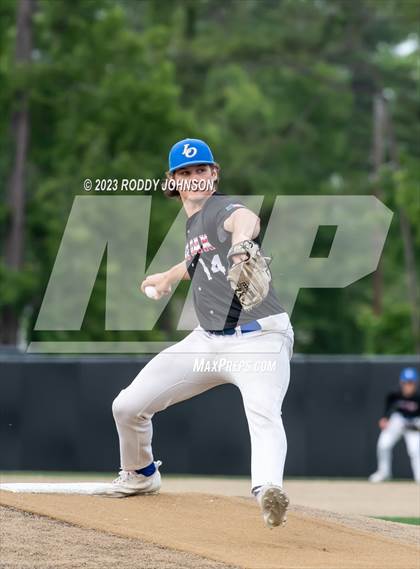 Thumbnail 2 in Live Oak @ Sam Houston photogallery.