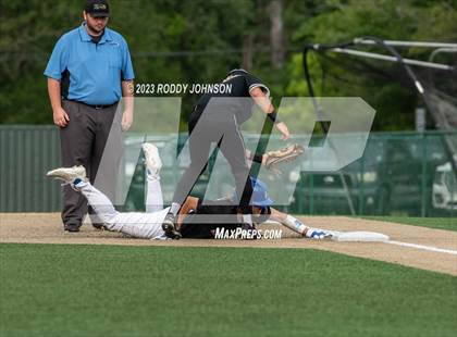 Thumbnail 2 in Live Oak @ Sam Houston photogallery.