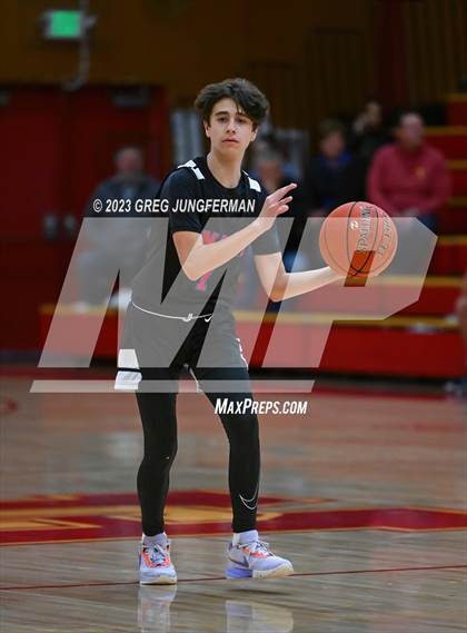 Thumbnail 2 in Analy @ Cardinal Newman photogallery.