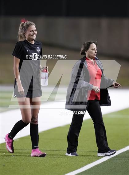 Thumbnail 3 in Marcus vs. Flower Mound (UIL 6A Quarterfinal Playoff) photogallery.