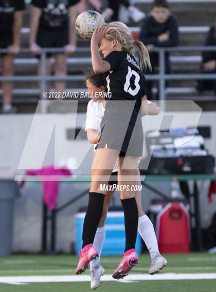 Thumbnail 2 in Marcus vs. Flower Mound (UIL 6A Quarterfinal Playoff) photogallery.