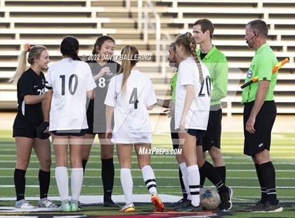 Thumbnail 2 in Marcus vs. Flower Mound (UIL 6A Quarterfinal Playoff) photogallery.