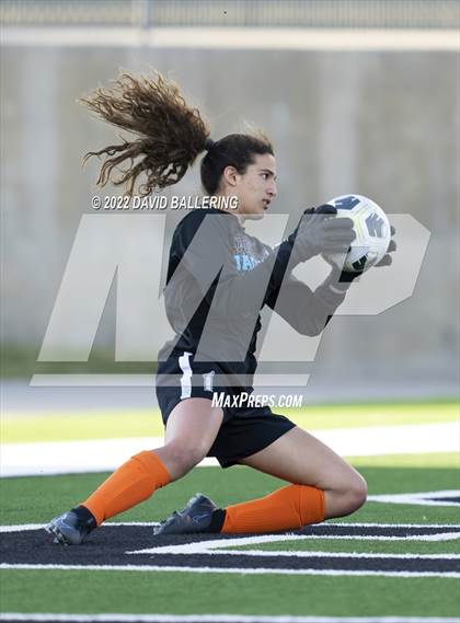 Thumbnail 2 in Marcus vs. Flower Mound (UIL 6A Quarterfinal Playoff) photogallery.